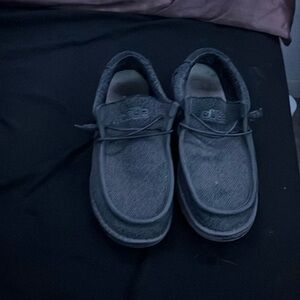 Hey dudes worn them one time and I’m just not a big fan of the color